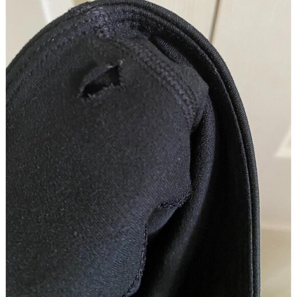 Fabletics Salar Statement PowerHold Mesh Panel Abstract Brogan Capri Leggings - Picture 9 of 10